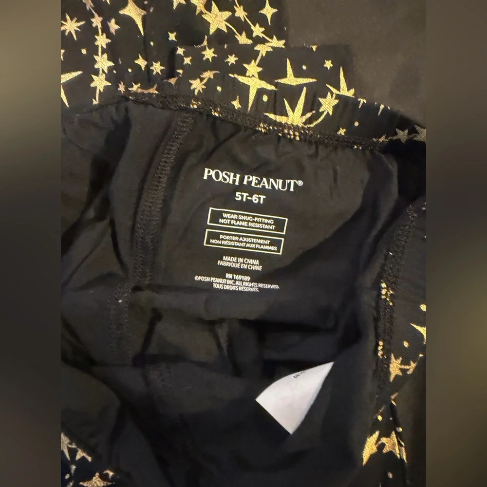 Posh Peanut “metallic” star print two piece pajamas nwt size 5t/6t